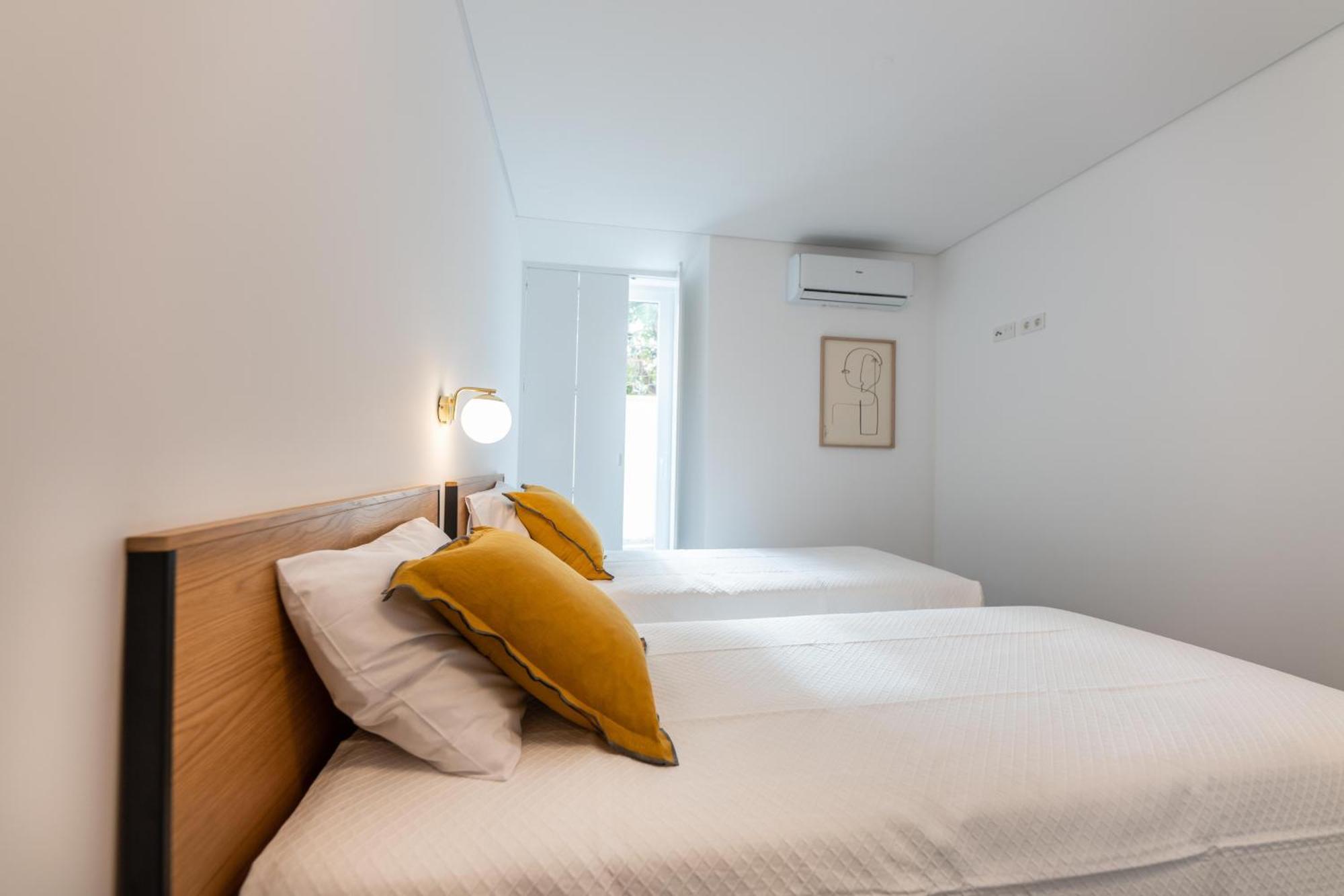 Brum Design Apartments Понта-Делгада Экстерьер фото