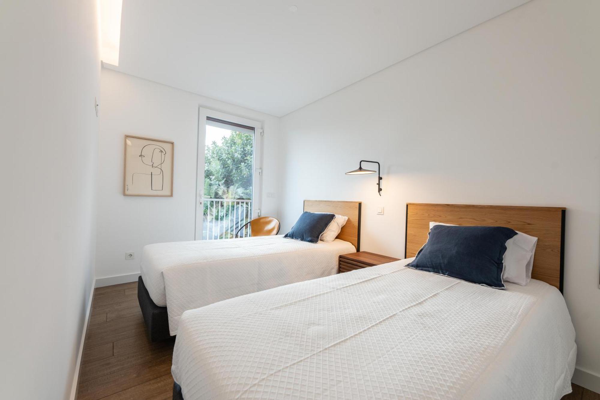Brum Design Apartments Понта-Делгада Экстерьер фото