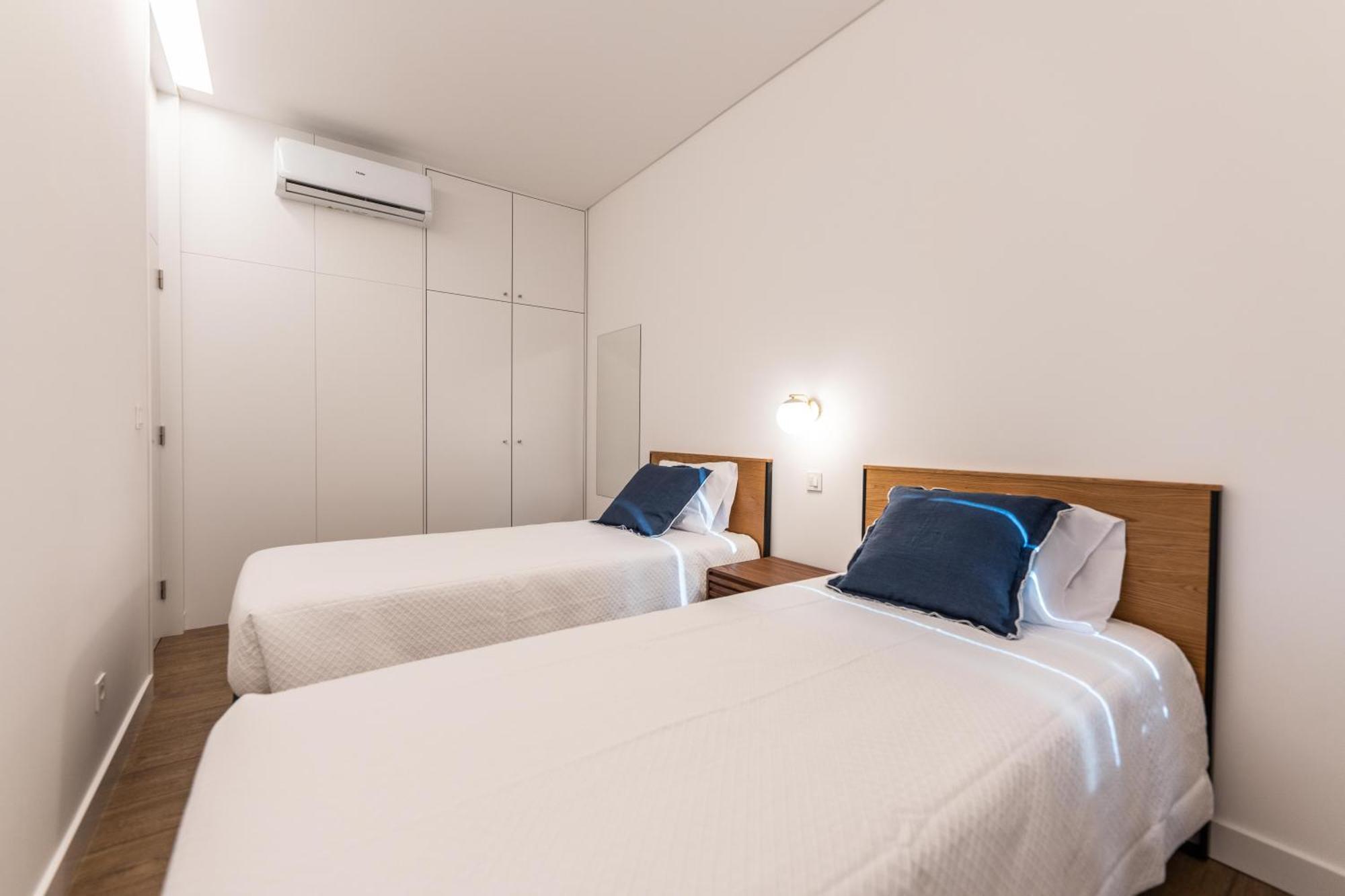 Brum Design Apartments Понта-Делгада Экстерьер фото
