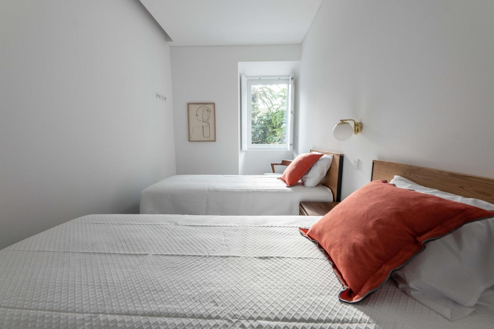 Brum Design Apartments Понта-Делгада Экстерьер фото